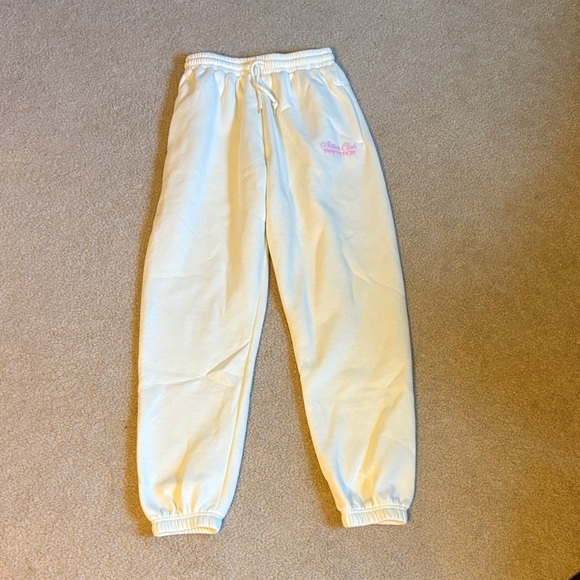 White Fox Boutique Pants - NEW White Fox Cream Sweatpants (never worn)